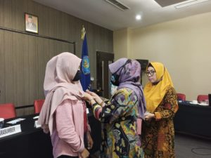 Workshop Instansi Swasta: BNNK Bone Bolango Ajak Karyawan Apotik Cegah Narkoba