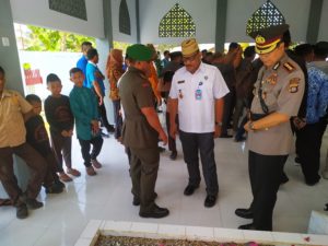 Kepala BNNK Bone Bolango Hadiri Tabur Bunga Peringatan Hari Patriotik 23 Januari